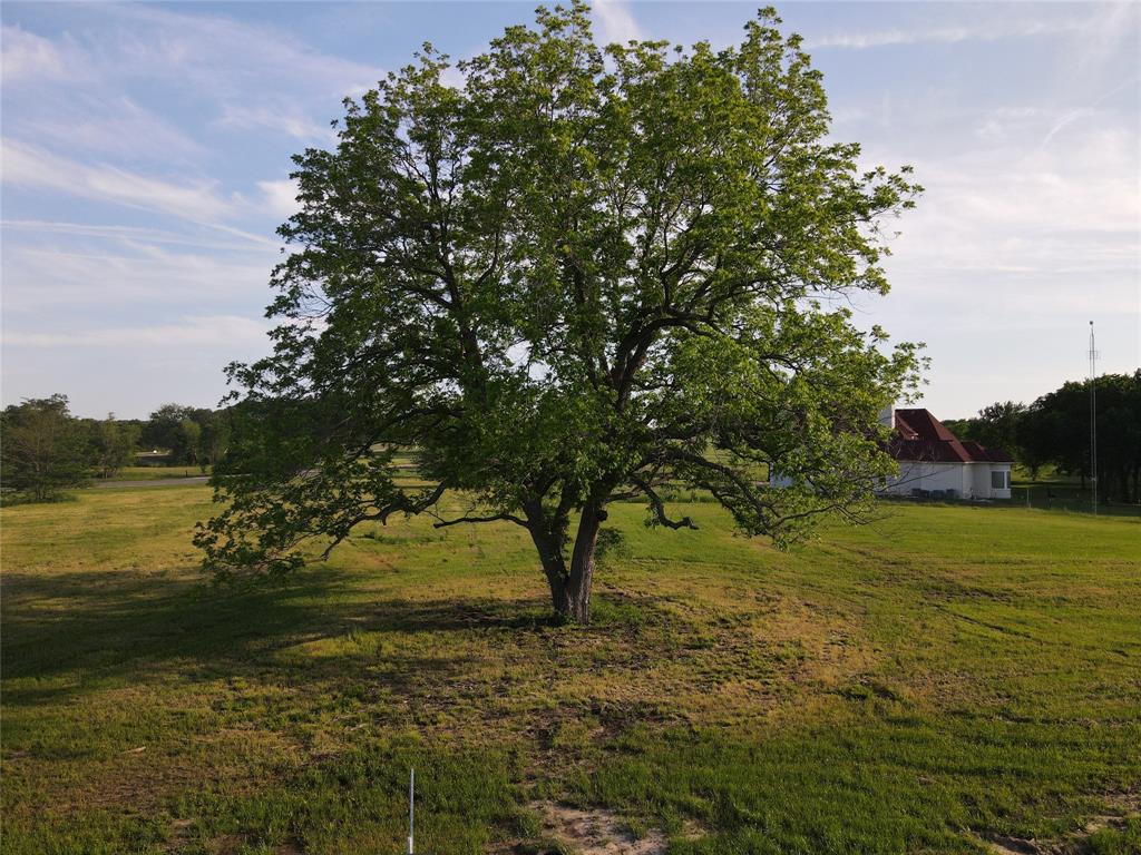 listing main picture