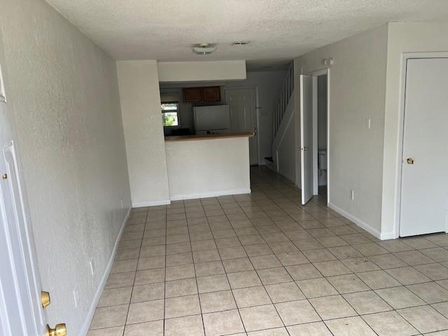 listing main picture