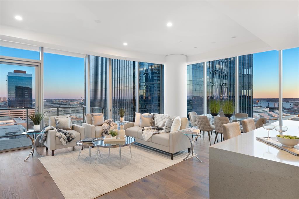 listing main picture