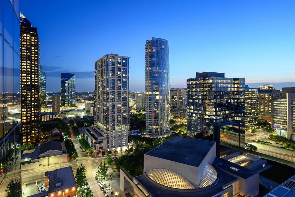 listing main picture