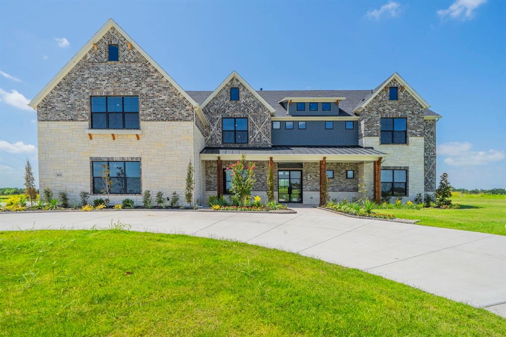 listing main picture