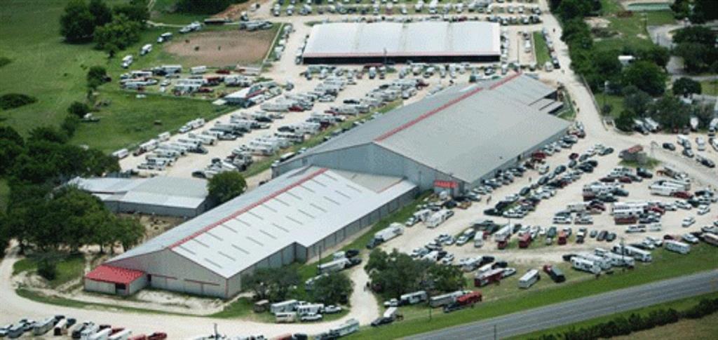 listing main picture