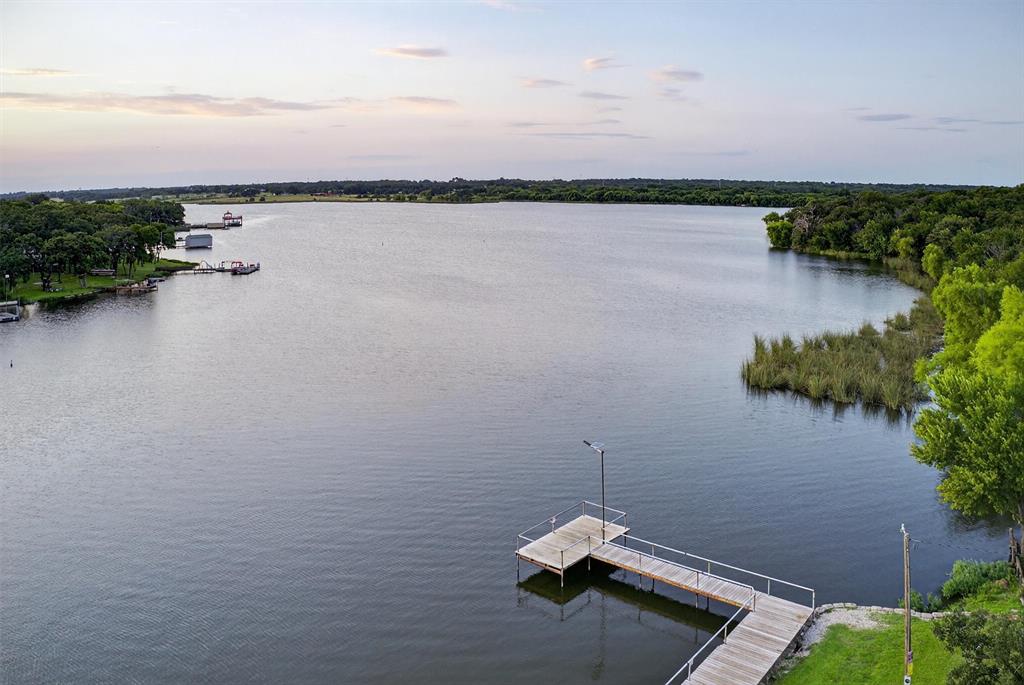 listing main picture