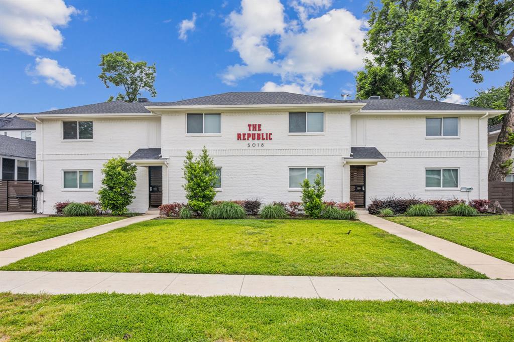 listing main picture