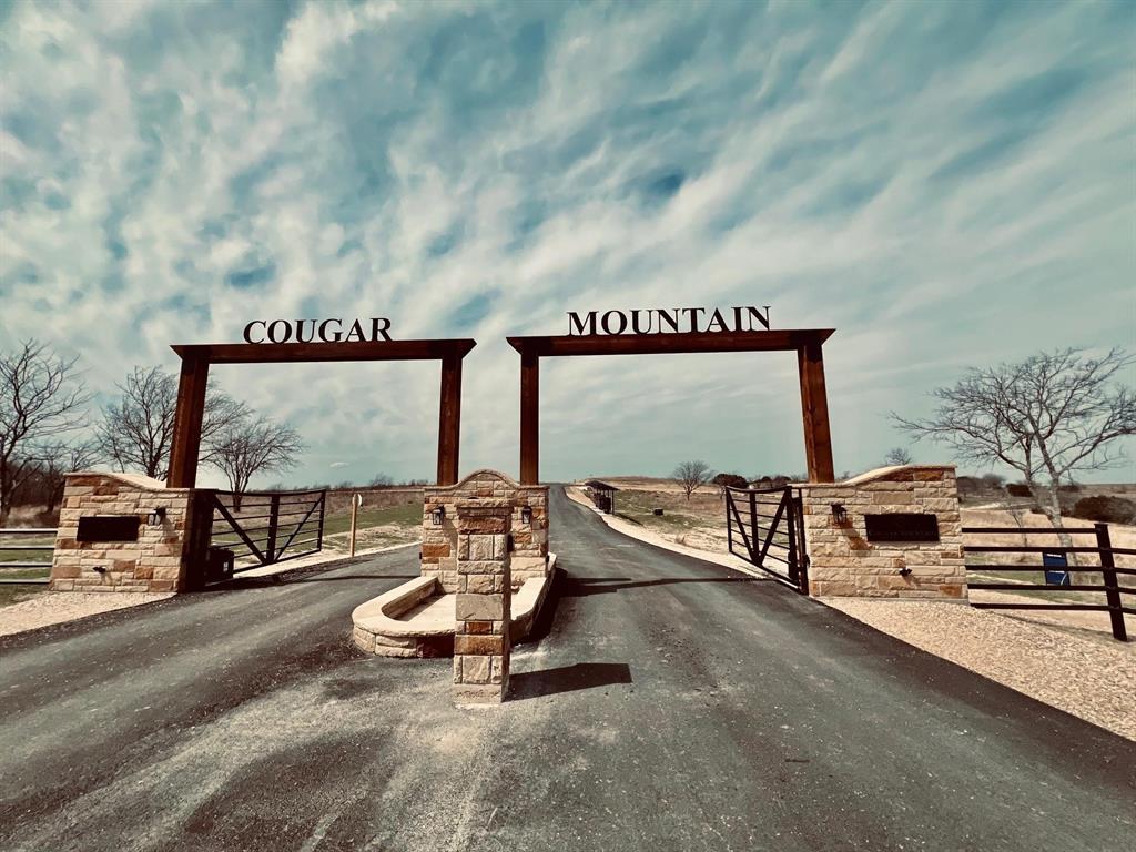 listing main picture