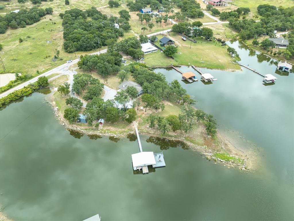 listing main picture