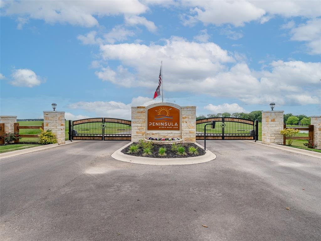 listing main picture