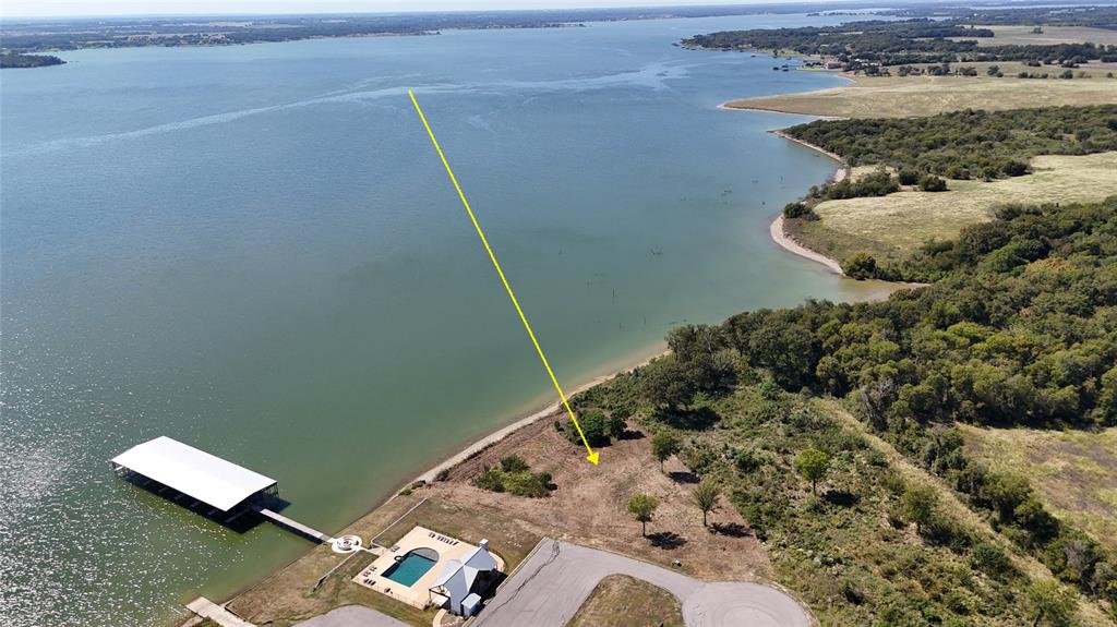 listing main picture