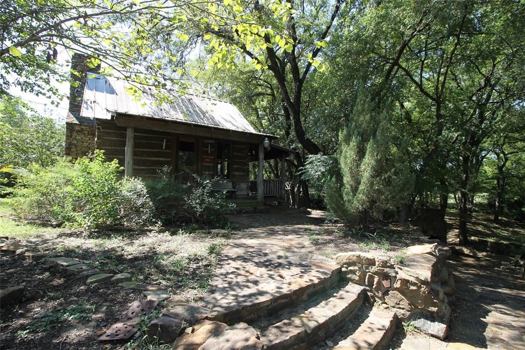 listing main picture