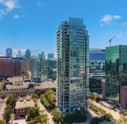 listing main picture