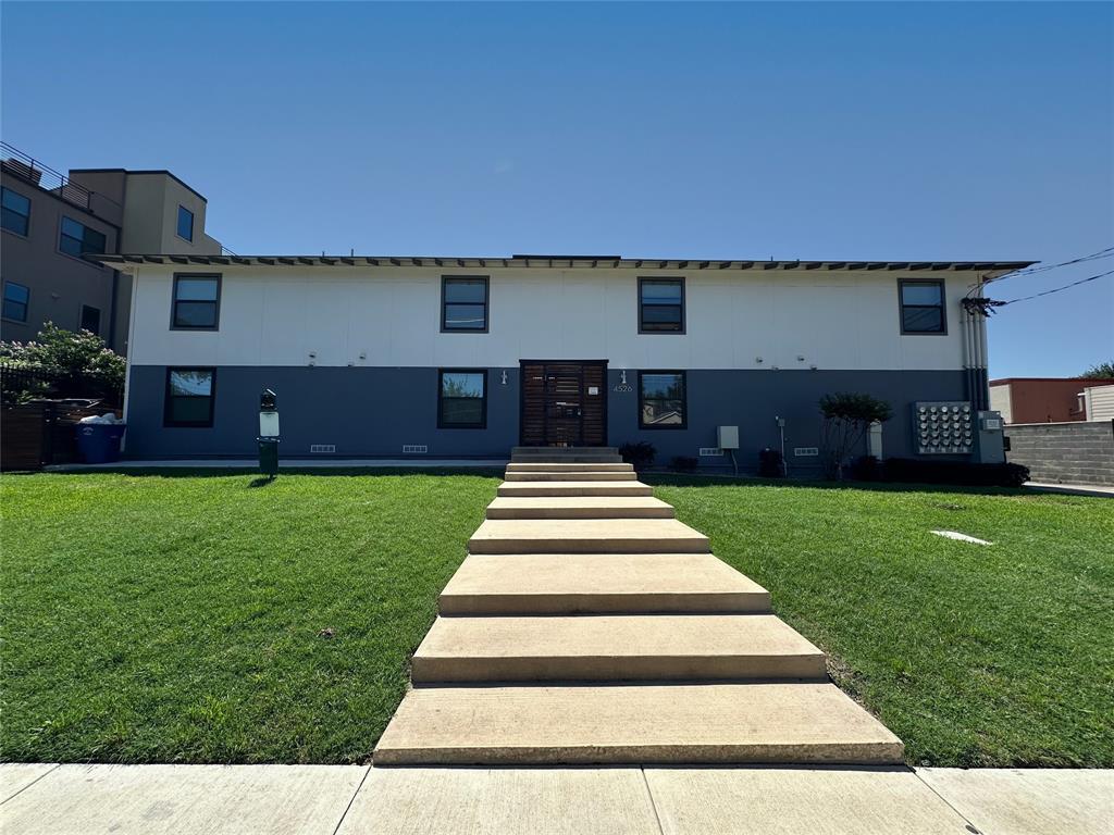 listing main picture