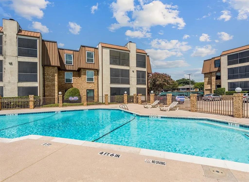 listing main picture