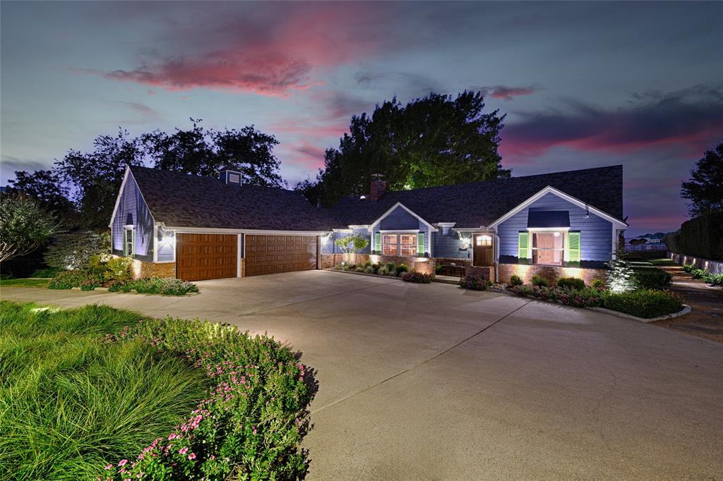 listing main picture