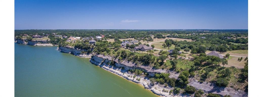 listing main picture