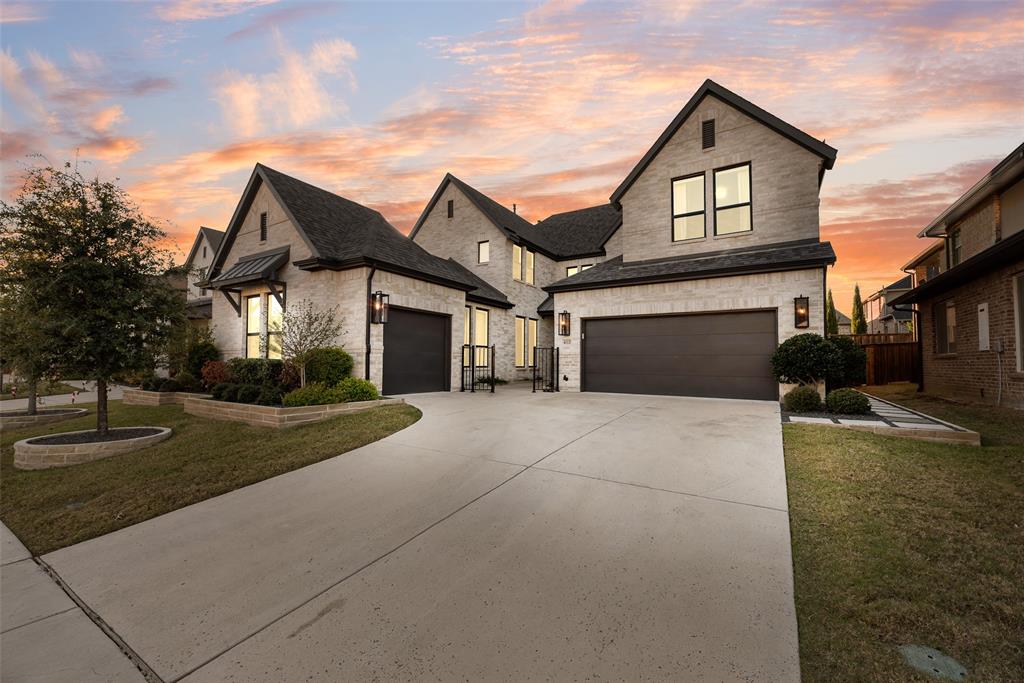 listing main picture