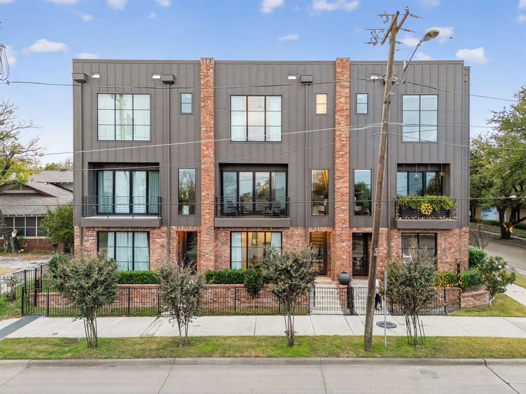 listing main picture