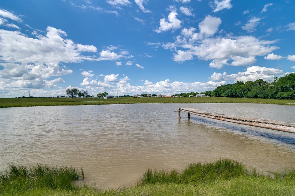 listing main picture