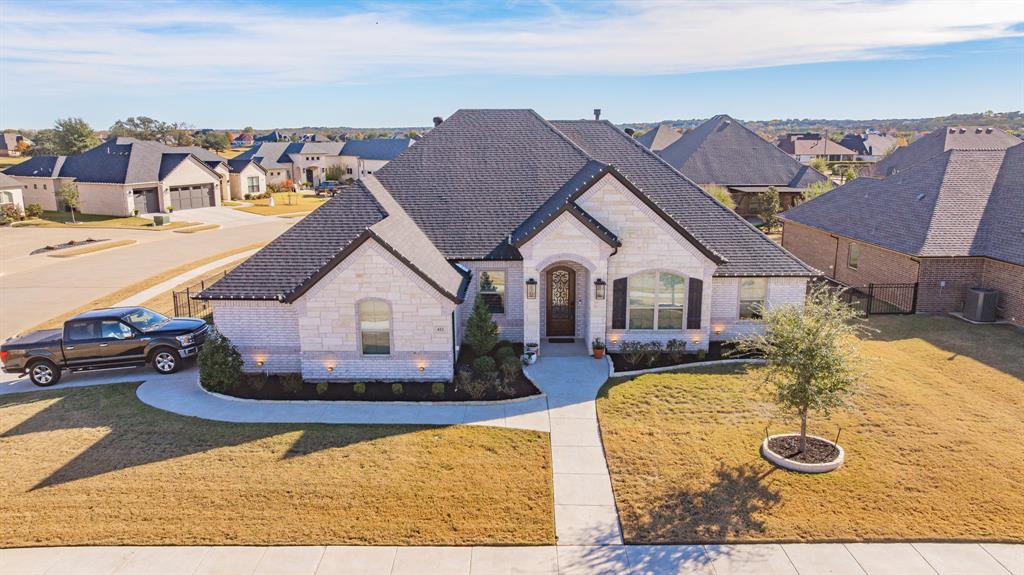 listing main picture