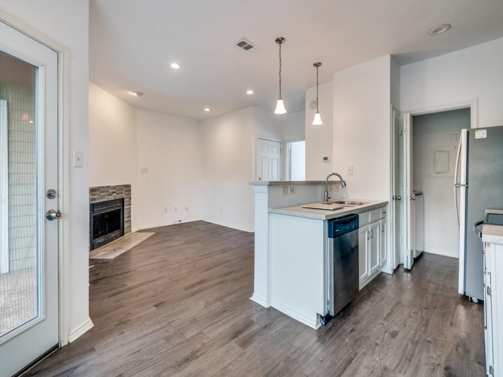 listing main picture