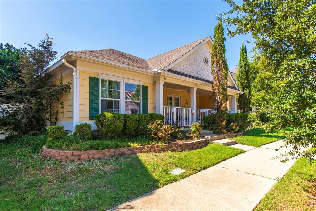 listing main picture