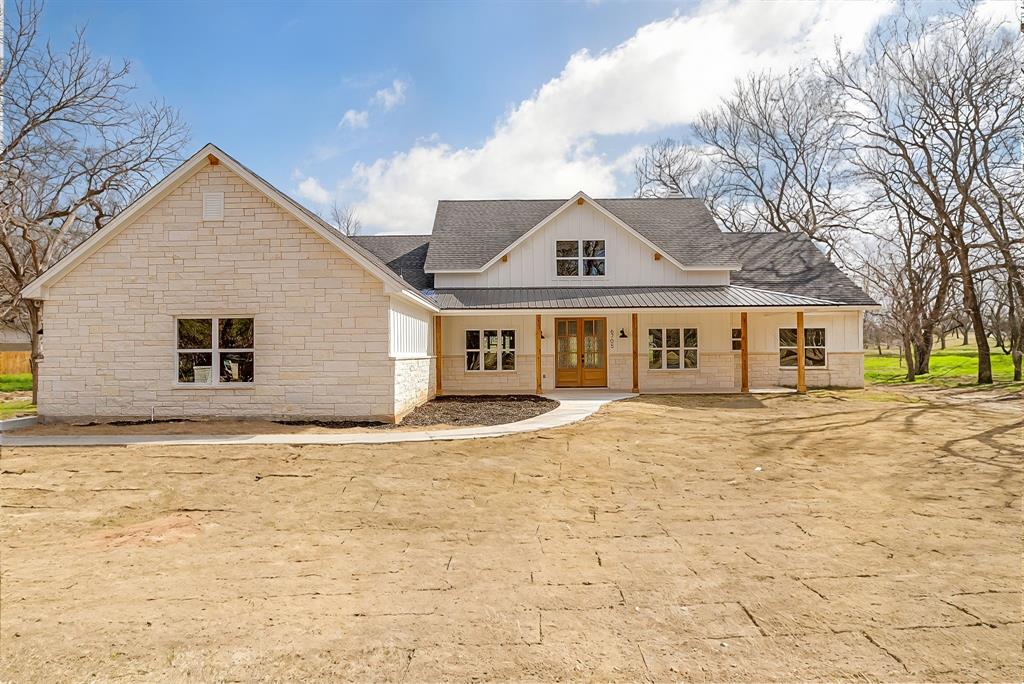 listing main picture