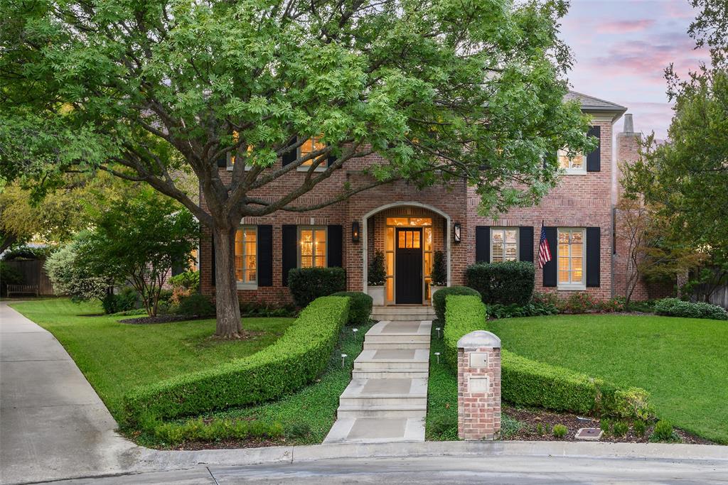 listing main picture