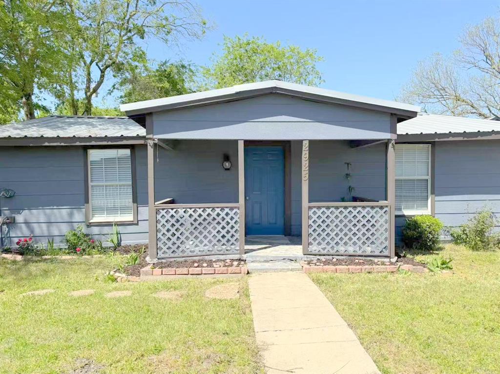 listing main picture