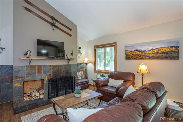 listing main picture