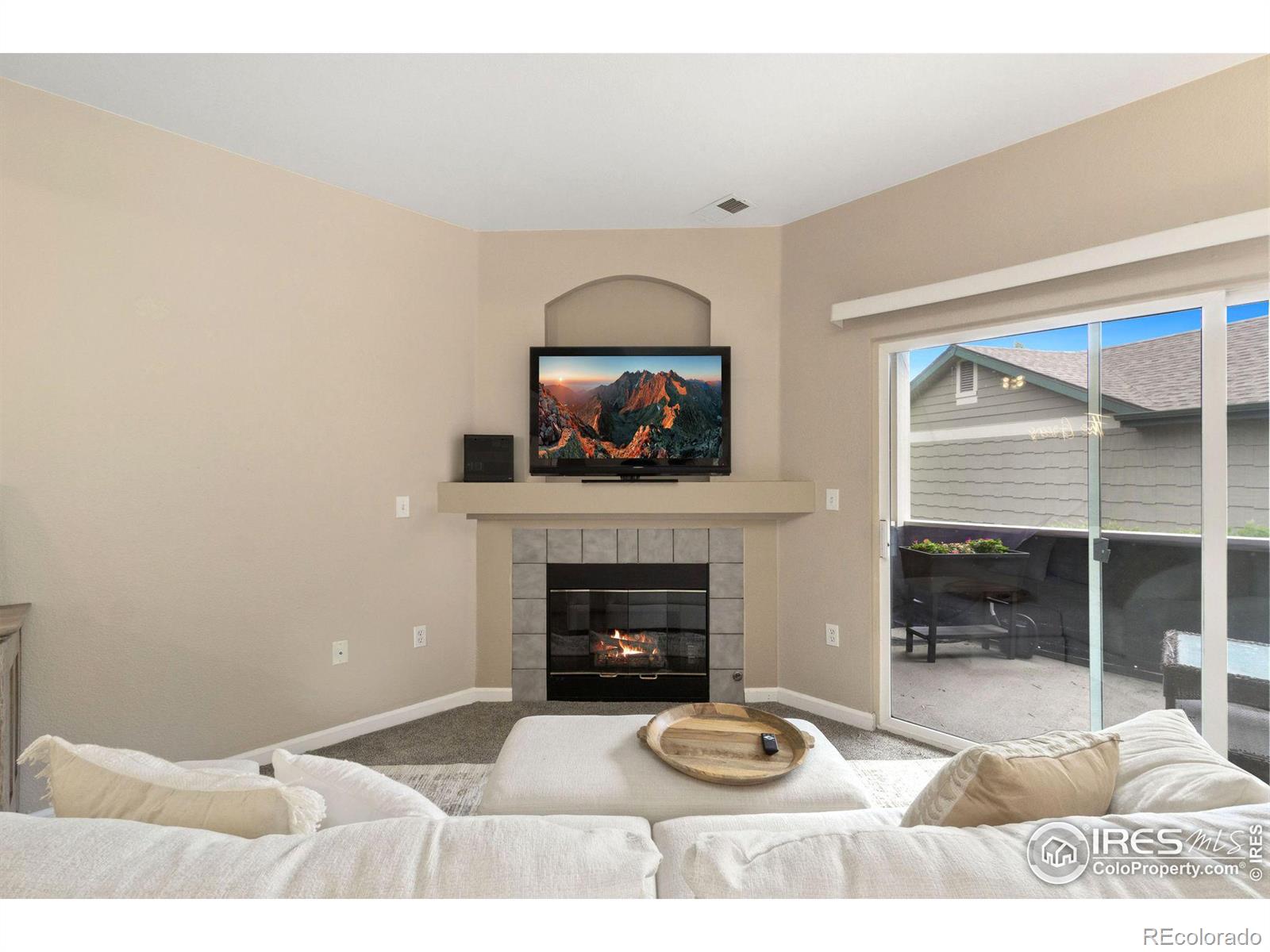 listing main picture