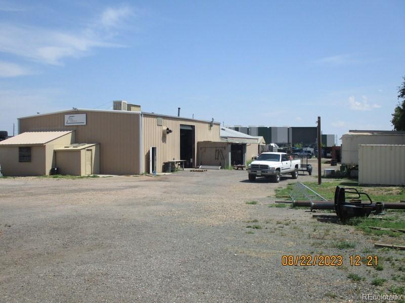 listing main picture