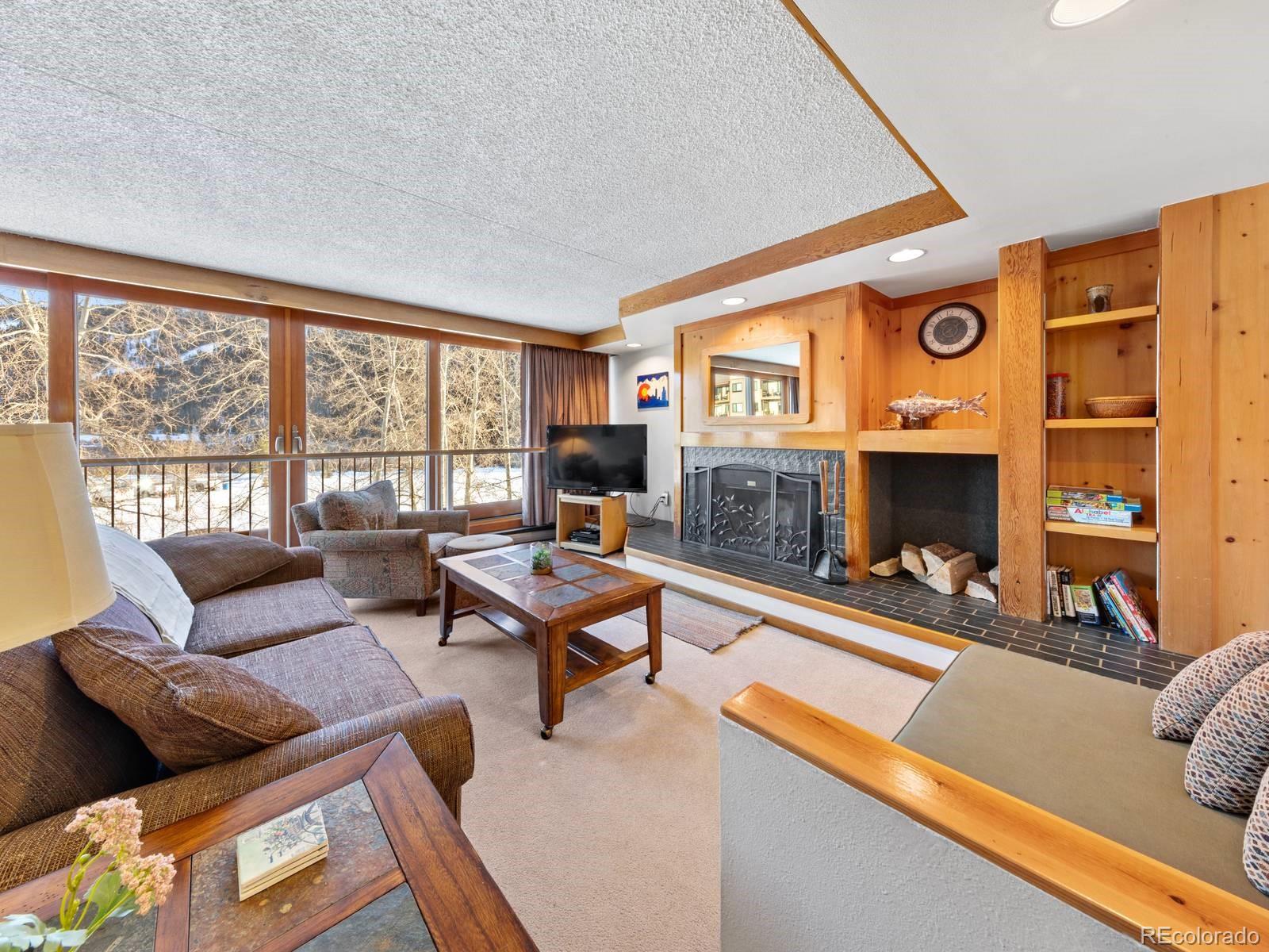 listing main picture