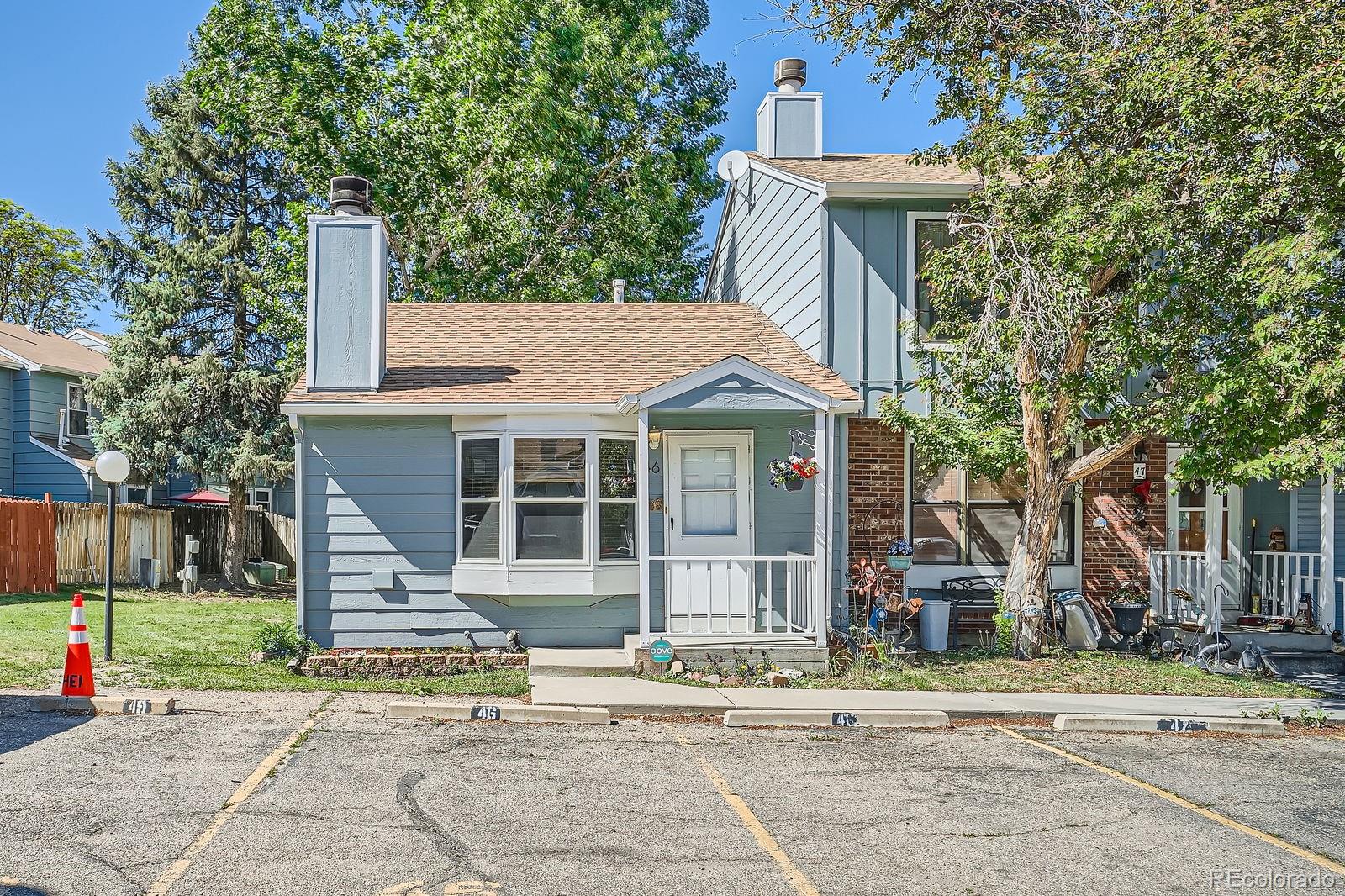 listing main picture