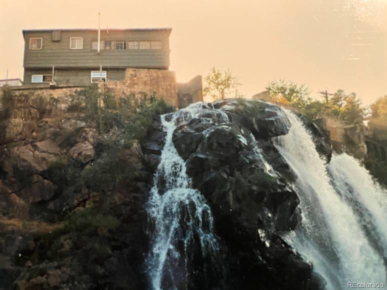 listing main picture