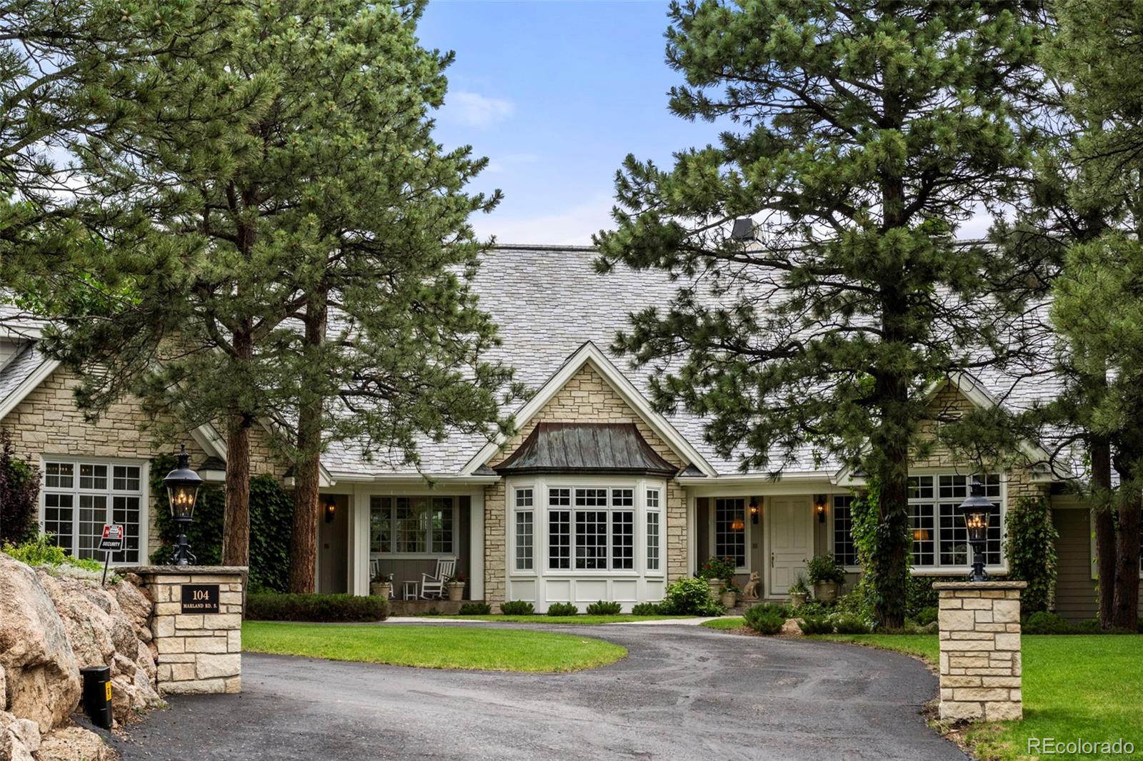 listing main picture