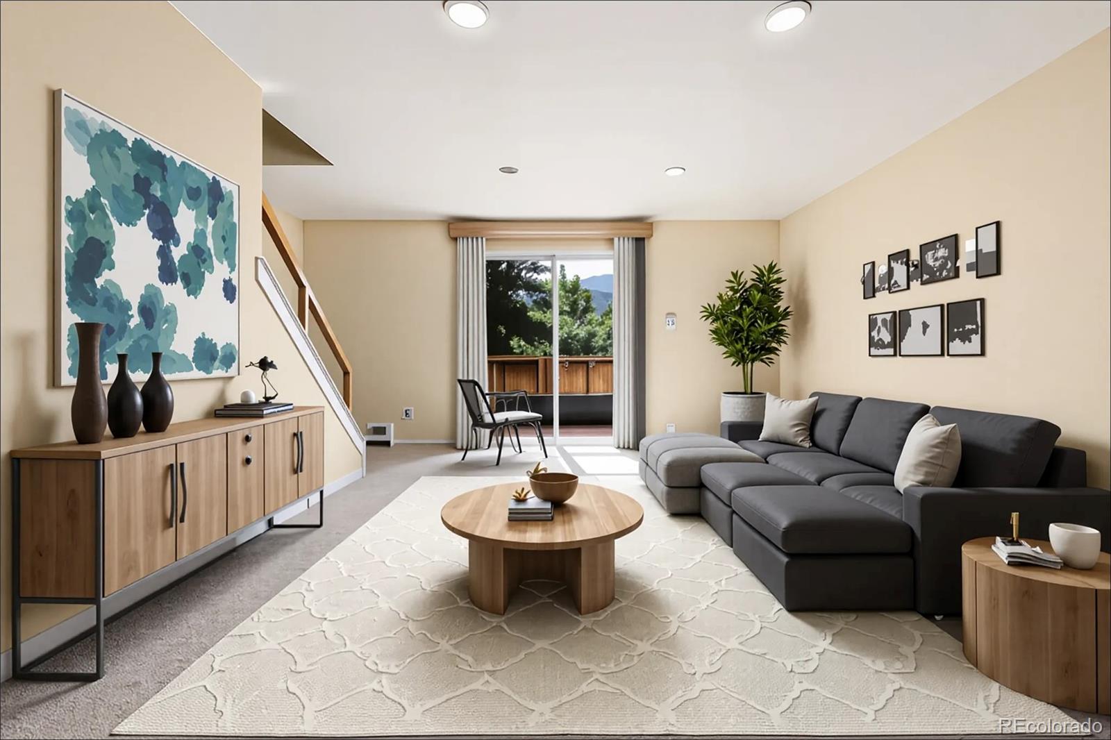 listing main picture