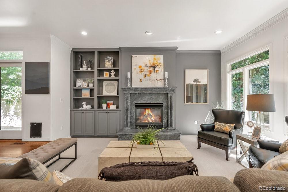 listing main picture