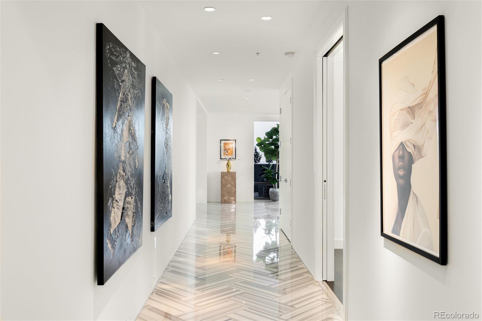 listing main picture