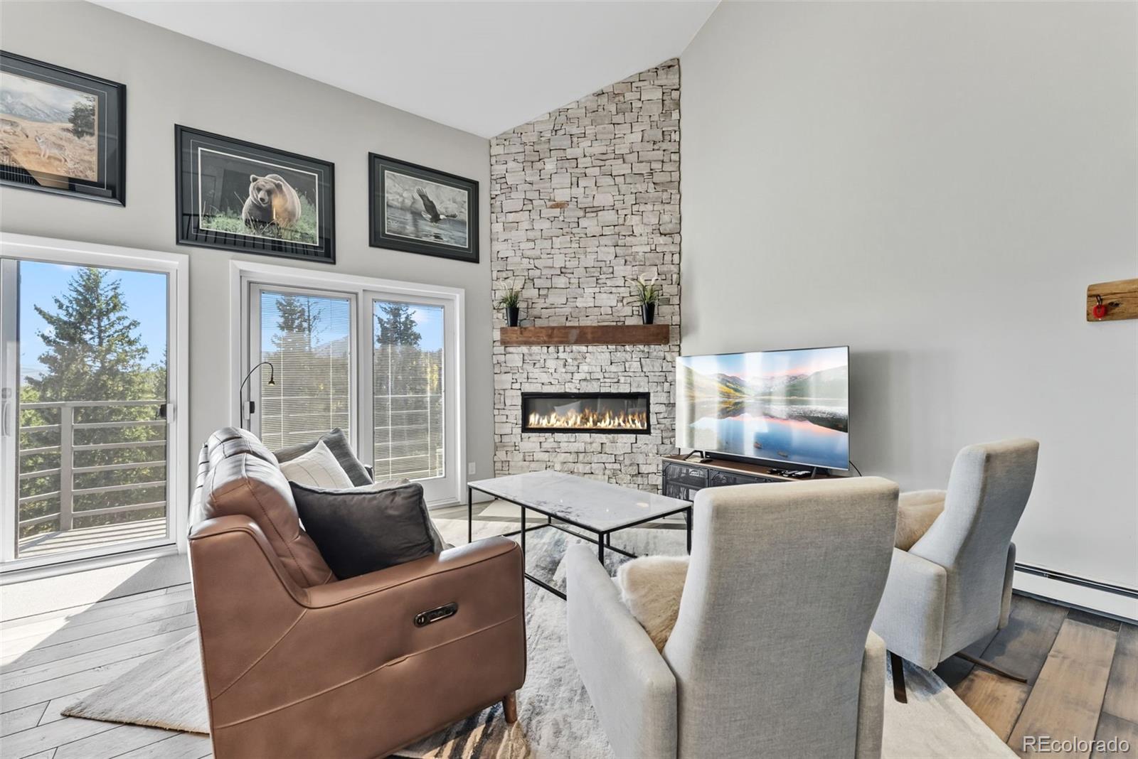 listing main picture