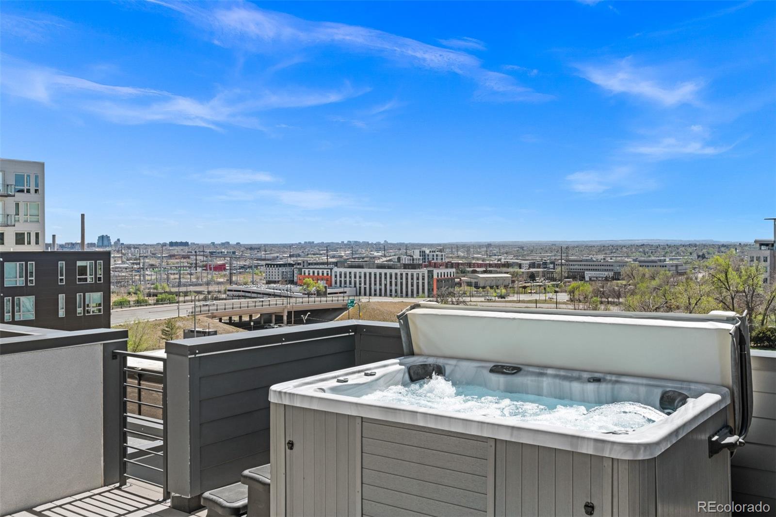 listing main picture