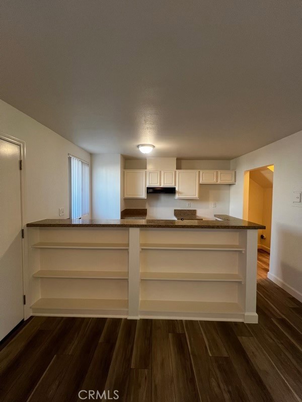listing main picture