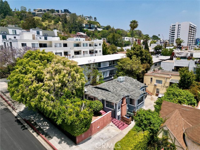listing main picture