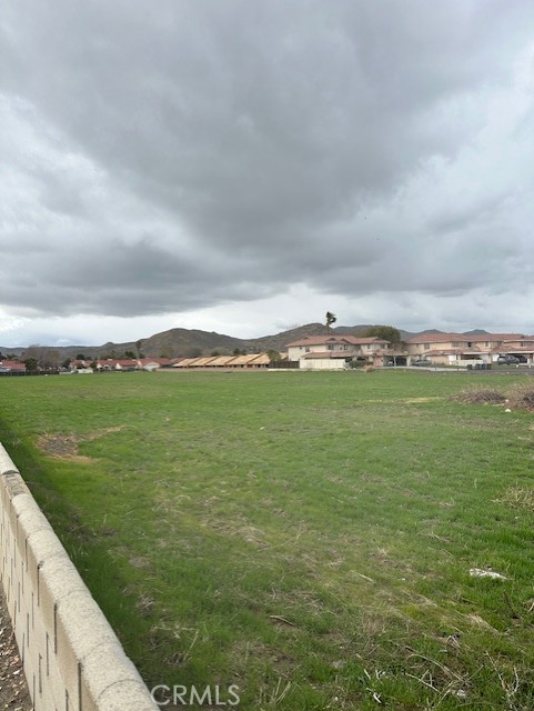 listing main picture