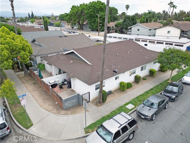 listing main picture