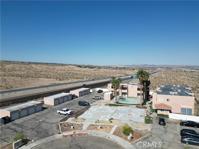 listing main picture