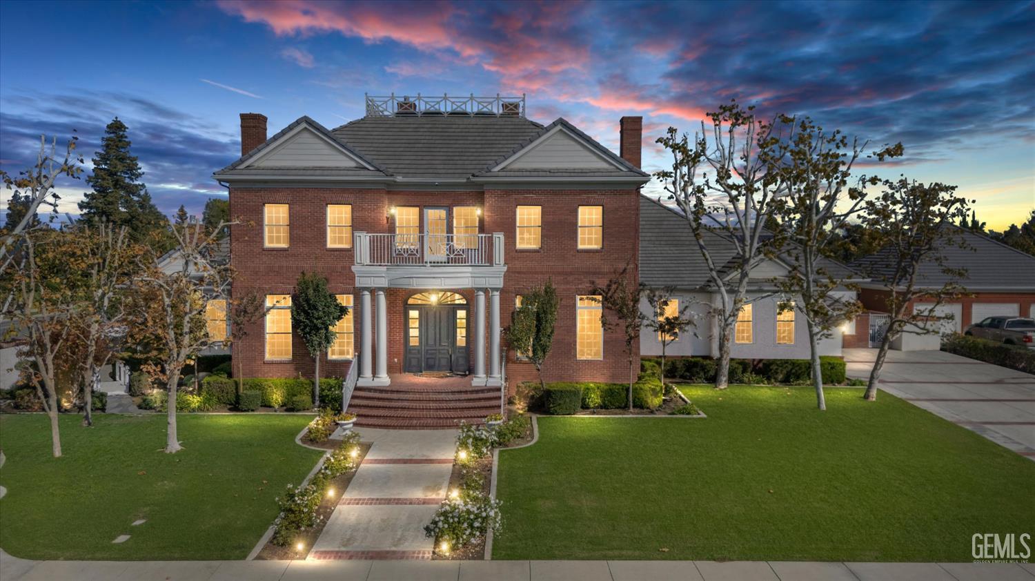 listing main picture