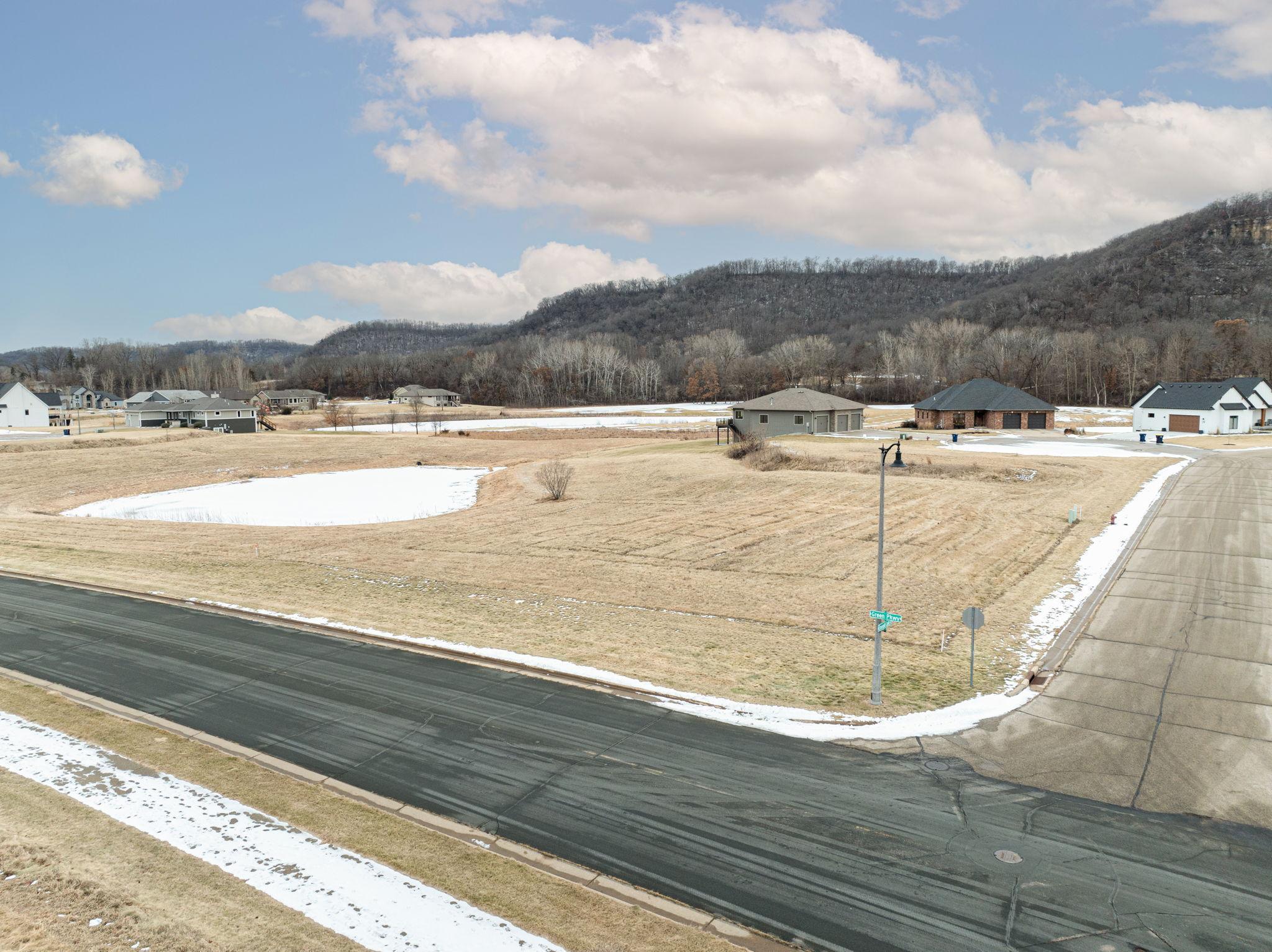 listing main picture