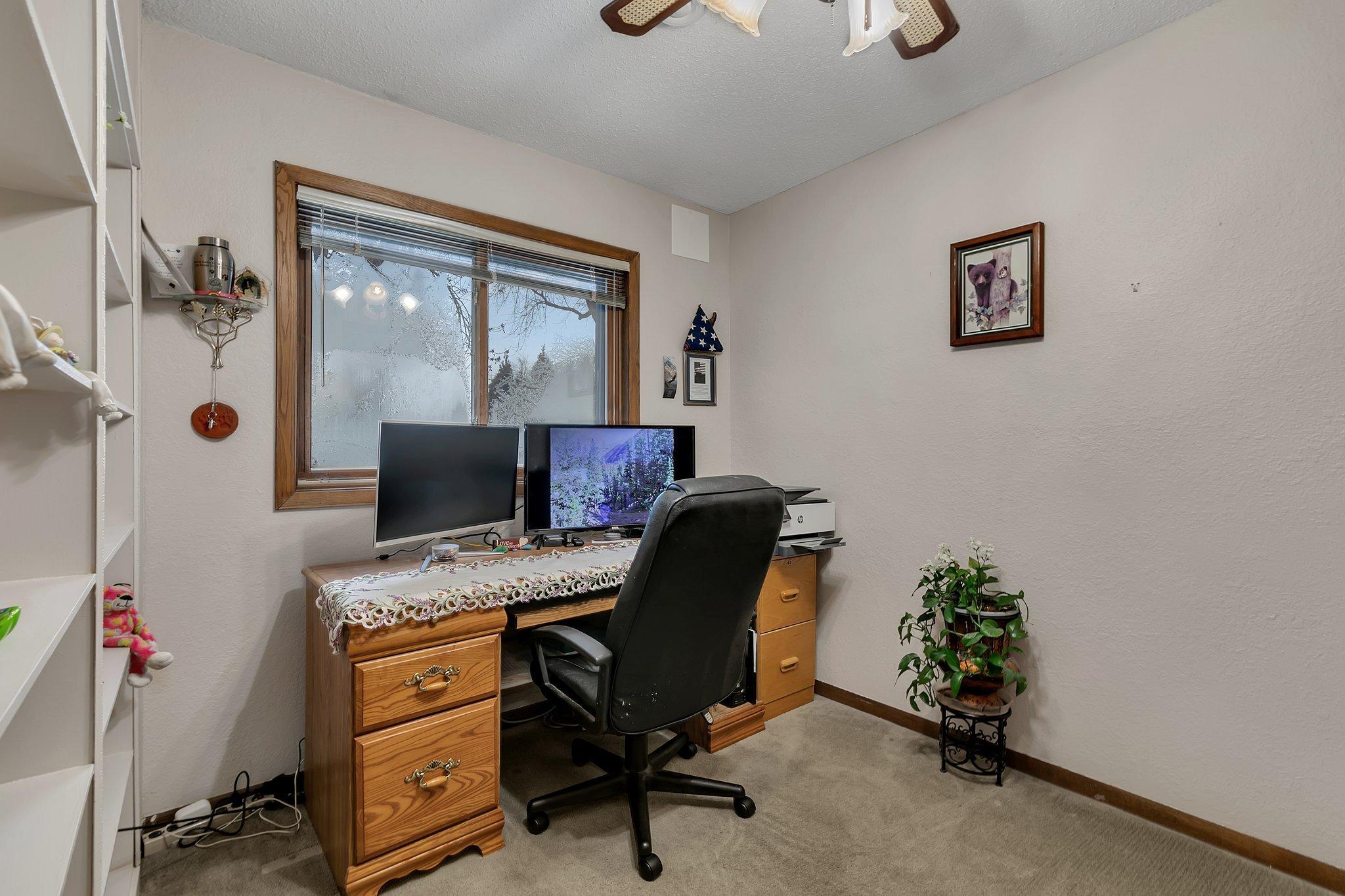 listing main picture