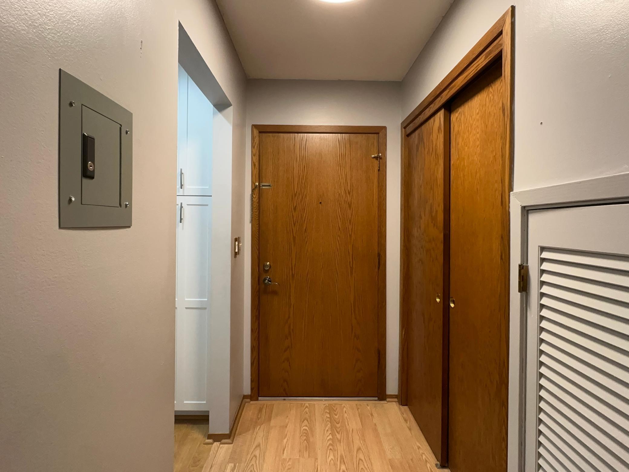 listing main picture