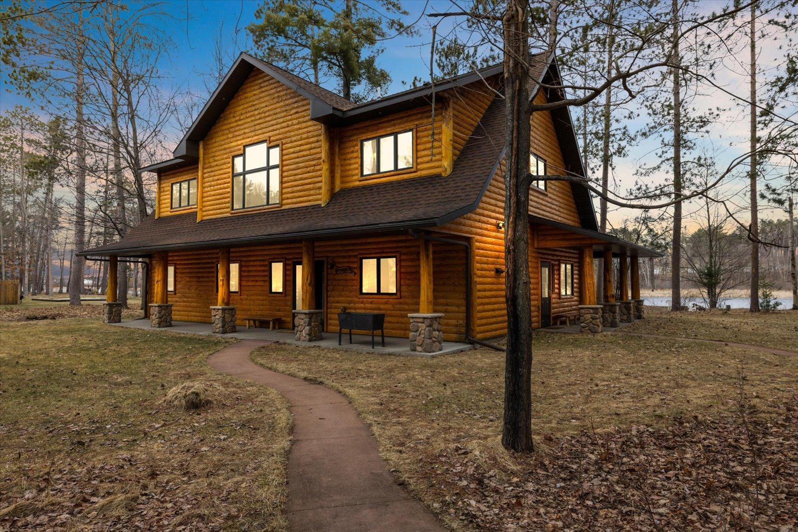 listing main picture