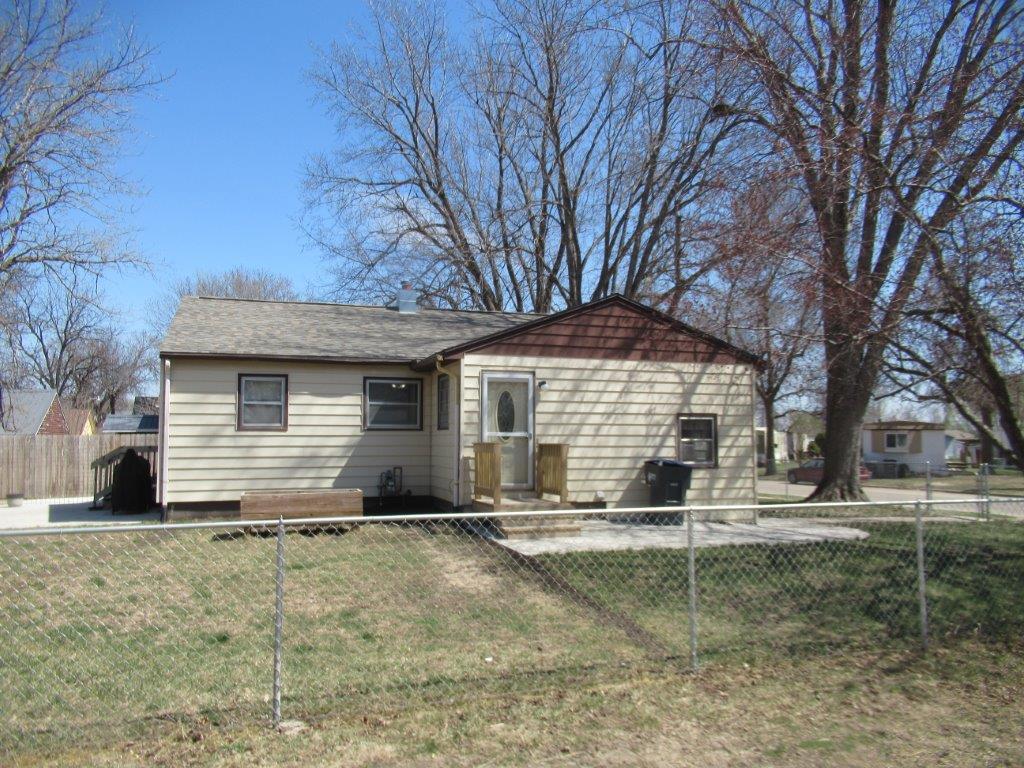 listing main picture